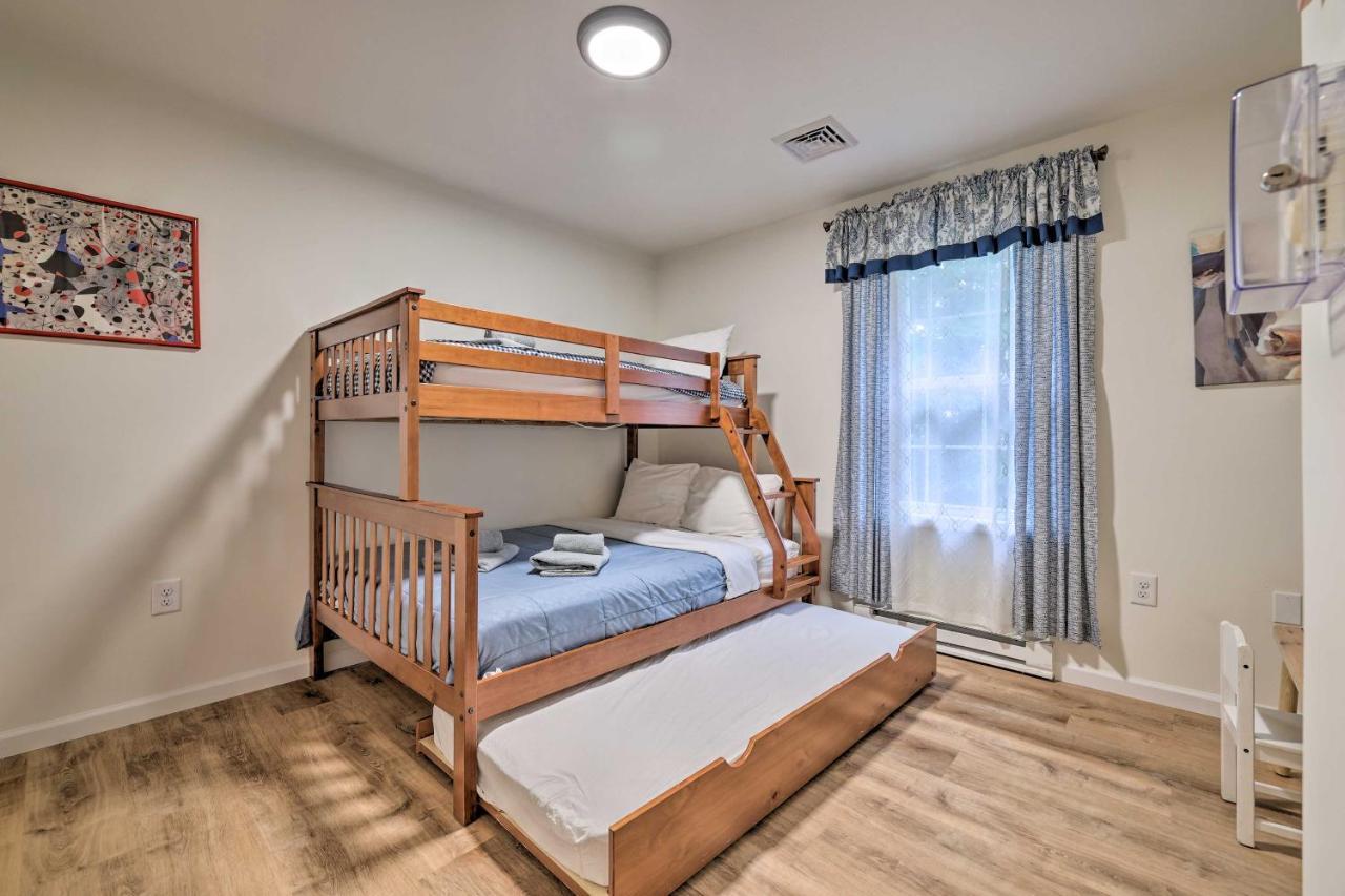 Spacious Tobyhanna Home With Lake Access And Fire Pit! Kültér fotó